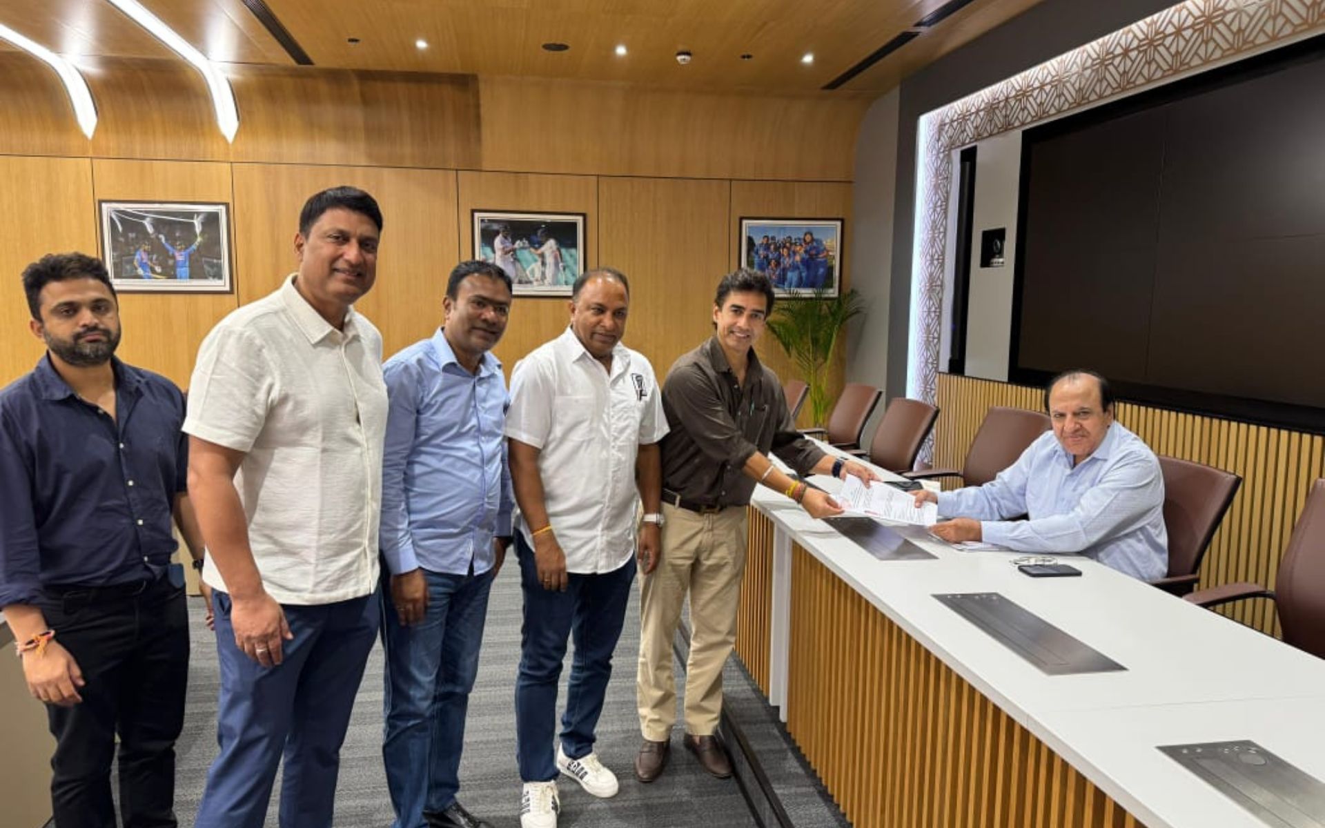 After high-stakes midnight meeting, Mithun Manhas to take charge as BCCI President